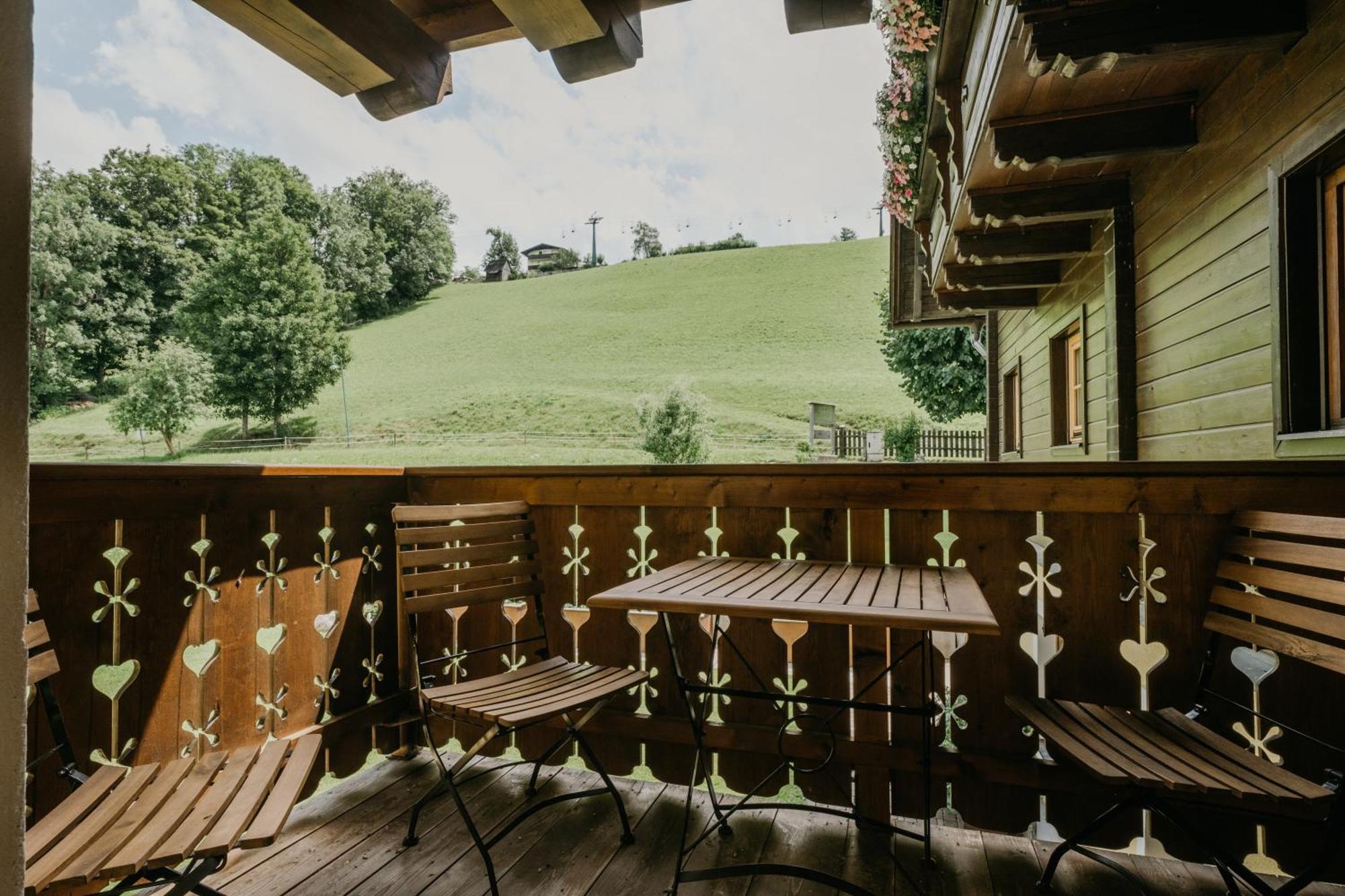 Hoferhof Familien-Abenteuer Hotel Schladming -Dachstein Kültér fotó
